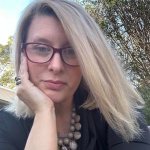 Meet your Posher, Janna